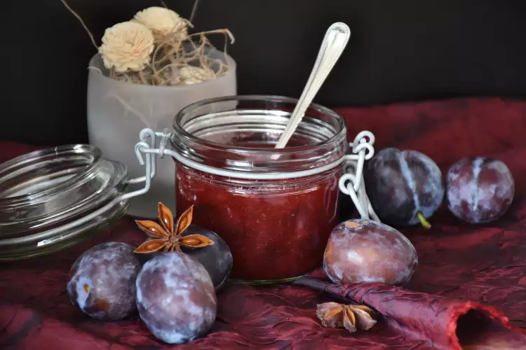 Benefits of eating Java plum
